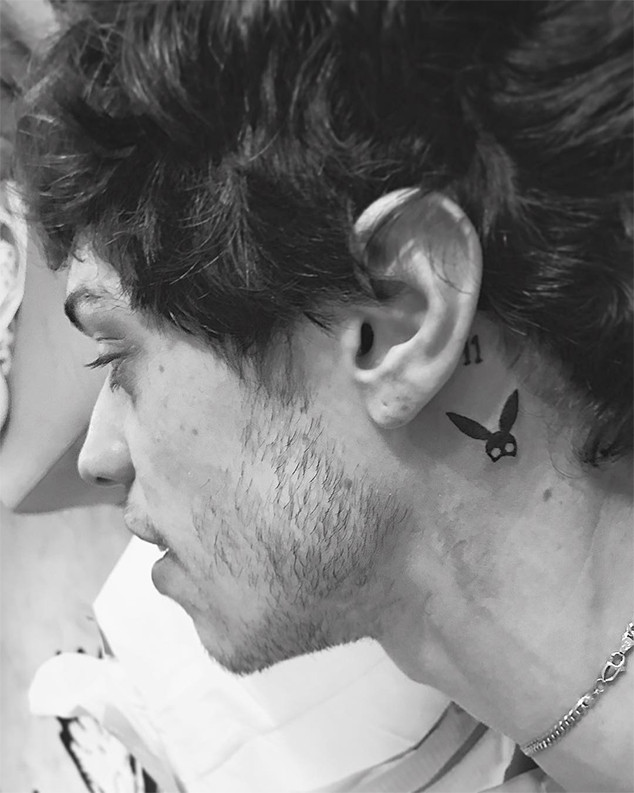 Pete Davidson Debuts 2 Tattoos Dedicated To New Gf Ariana